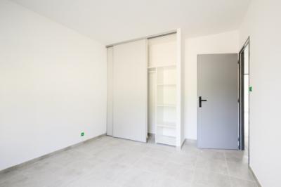 New Build Detached Villa with Garage