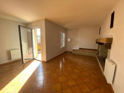 Villa with 4 Bedrooms, Garage, Large Basement