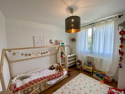 Renovated Town House With Garage And Garden