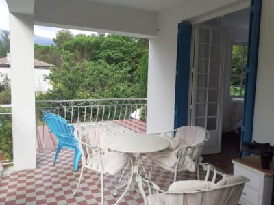 Detached Villa with Apartment and Lovely Garden