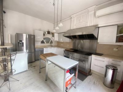 1st Floor Apartment With Large Terrace