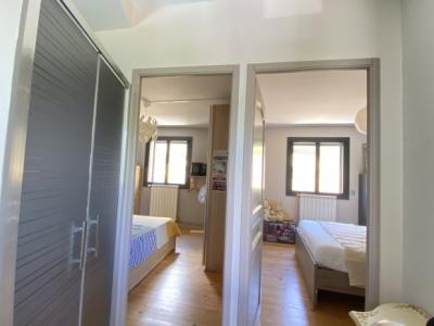 Detached Villa With Pool in Elevated Position