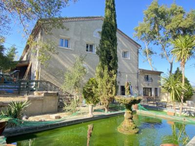 Manor House with Pool in 1.5 Acre Gardens