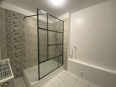 Apartment With Elevator in Heart of Town