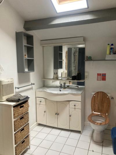 House With Swimming Pool in 13 Hectares