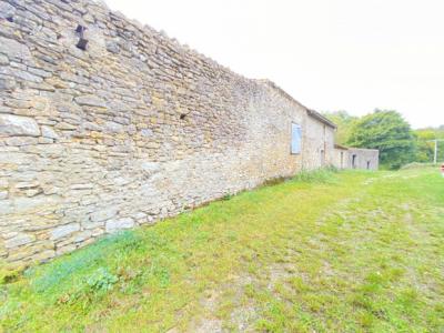 Vast Farmhouse To Renovate