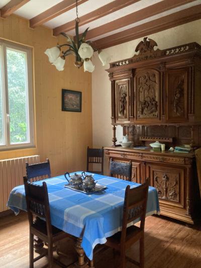 Large House With Garden in Good General Condition