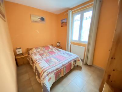 Detached Villa with a Renovated Farmhouse