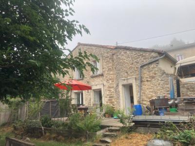 Renovated House With Garden in Black Mountain Sector