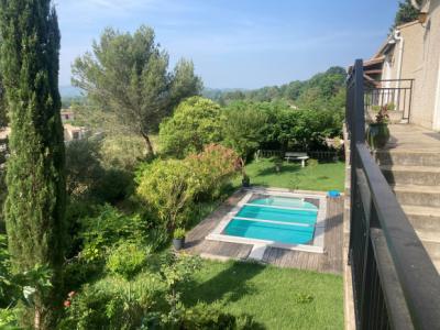 Detached Villa, Swimming Pool, Garage, Parkland Gardens