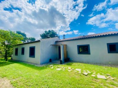 Detached Villa with Landscaped Garden