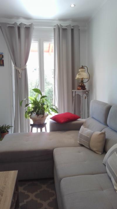 Perfect Single-Story Villa with Garden