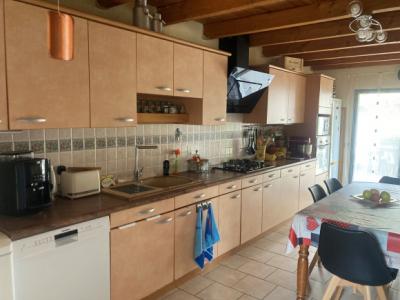 Detached Villa, Swimming Pool, Garage, Parkland Gardens