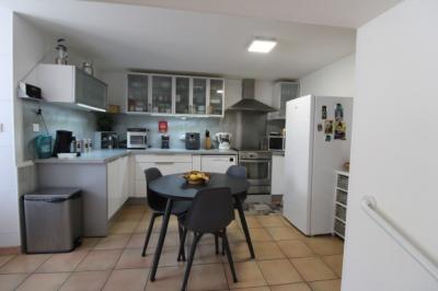 Completely Renovated Village House, Large Terrace And Roof Terrace