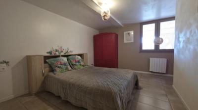 Detached Country Villa with Pool and Open Views