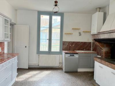 Apartment in the Heart Of The City with Terrace