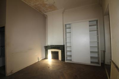 Apartment Building in Heart of Town