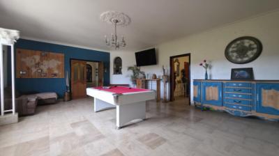 Detached Country Villa with Pool and Open Views