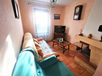 Large Villa With Outbuilding And Quality Services