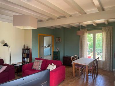 Detached Villa with Garden