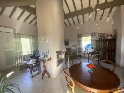 Superb Single Storey Villa Overlooking The Pyrenees