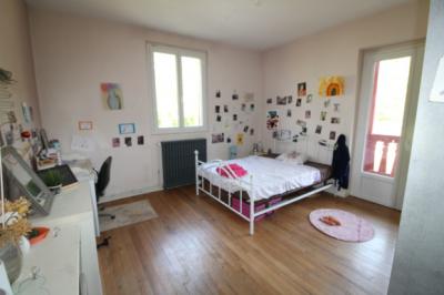Country House in Over 2.5 Hectares of Land