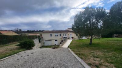 Detached Villa With Land And Swimming Pool