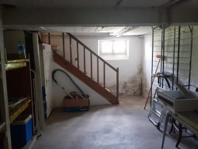 Detached Town House With Adjoining Garden And Garage