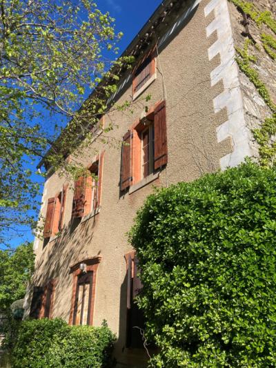 In A Village South Of Carcassonne, Beautiful Winegrower-style House To Renovate With Garden And Outb