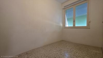 Traditional House, Workshops And Adjoining Garages