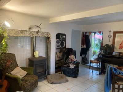 Renovated House With Garden in Black Mountain Sector