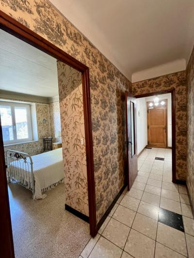 Charming Detached House with Large Garden