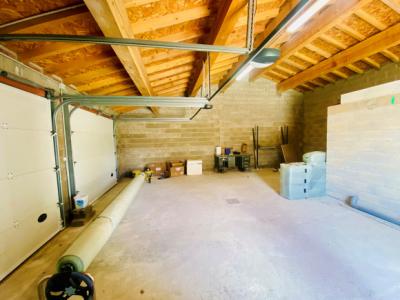 Charming Fully Renovated House With Garden, Swimming Pool, Garages