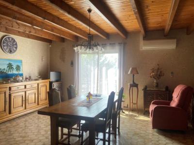 Detached Villa, Swimming Pool, Garage, Parkland Gardens