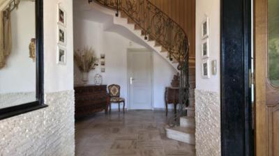 Detached Country Villa with Pool and Open Views