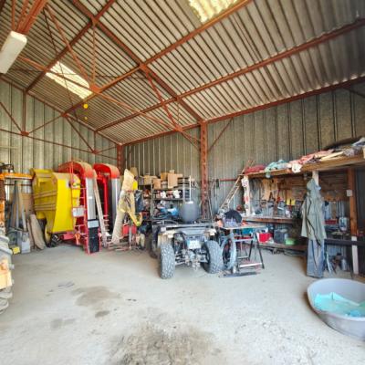 Two Houses in 34 Hectares of Vineyards