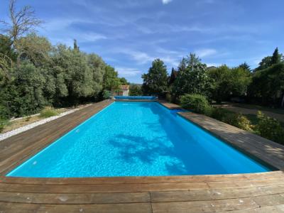 Detached Country House With Swimming Pool