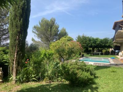 Detached Villa, Swimming Pool, Garage, Parkland Gardens