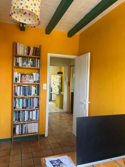 Detached Villa with Garden
