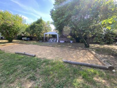 Detached Country House With Swimming Pool