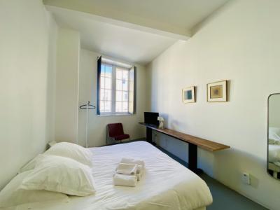 Property With Courtyard and Business Premises