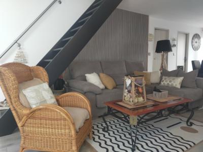 New Town Hhouse With Terrace And Garage