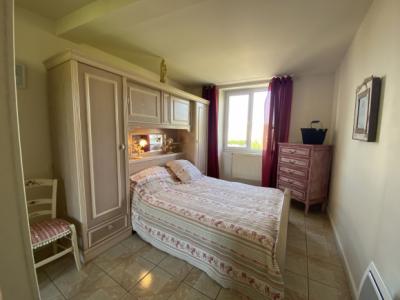 Duplex Apartment in Building With Elevator