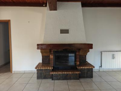 Villa with Garden, Cellar, Hangar, Swimming Pool