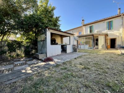 Town House With Garden, You are Sure to Fall in Love