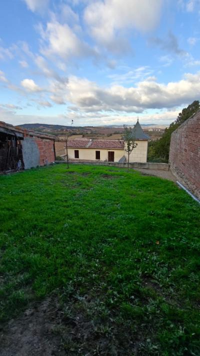 Detached House with Garden, Lovely Family Home