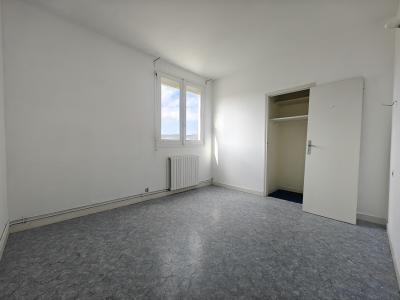 Detached House with Workshop and Garage