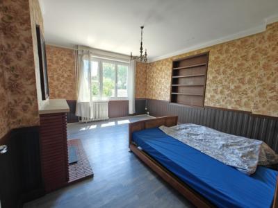 Traditional House in Sought After Sector