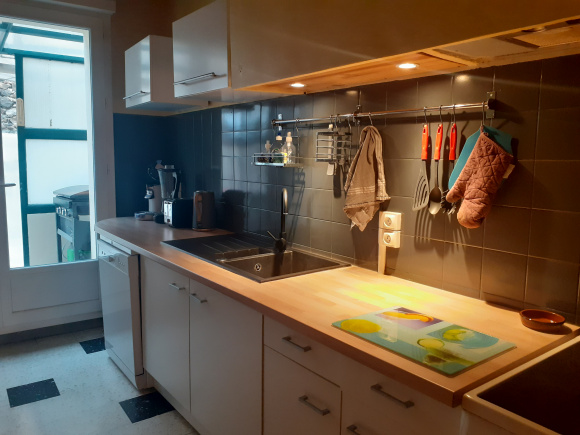 Main Photo of a 4 bedroom  Town House for sale