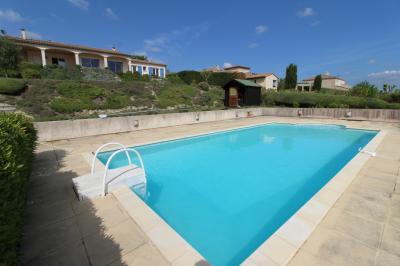 Detached Villa With Swimming Pool and Exceptional View